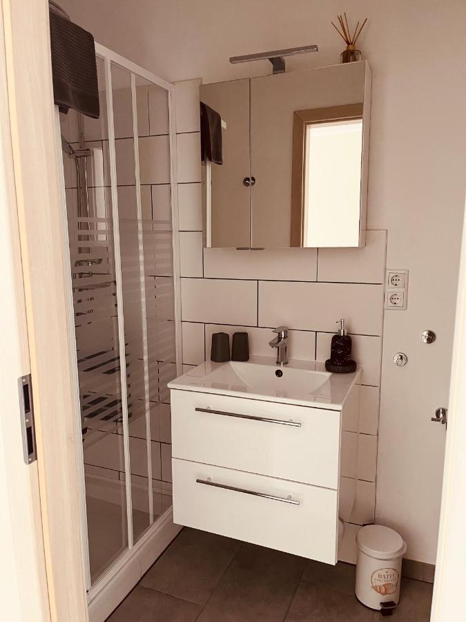 נורדייך Hotel Pension Garni Haus Am Strand 2 מראה חיצוני תמונה