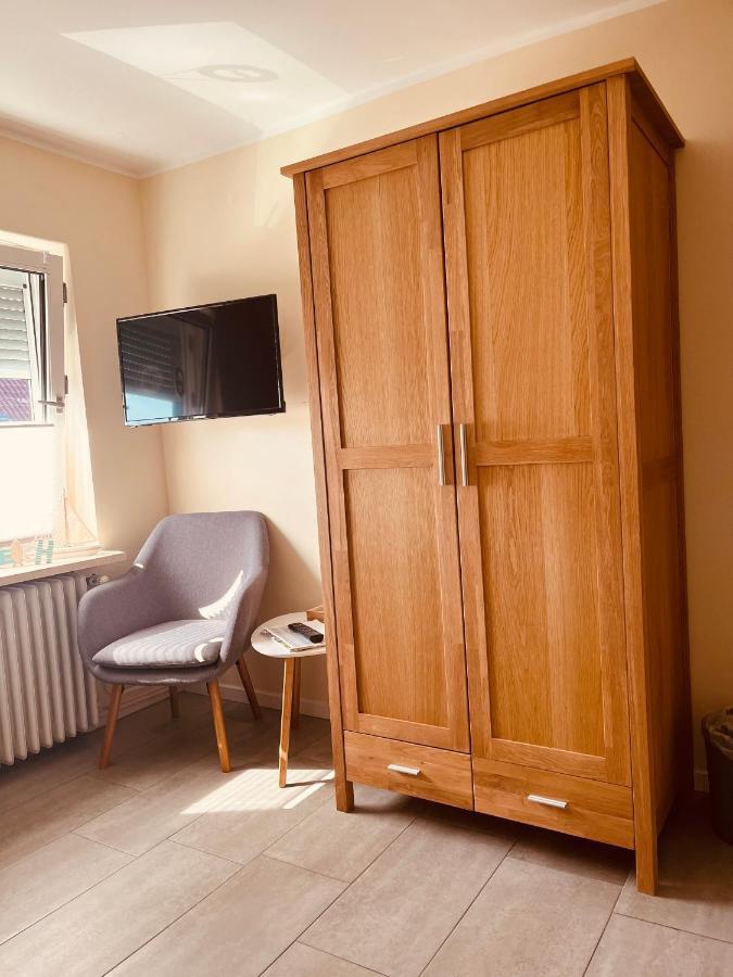 נורדייך Hotel Pension Garni Haus Am Strand 2 מראה חיצוני תמונה