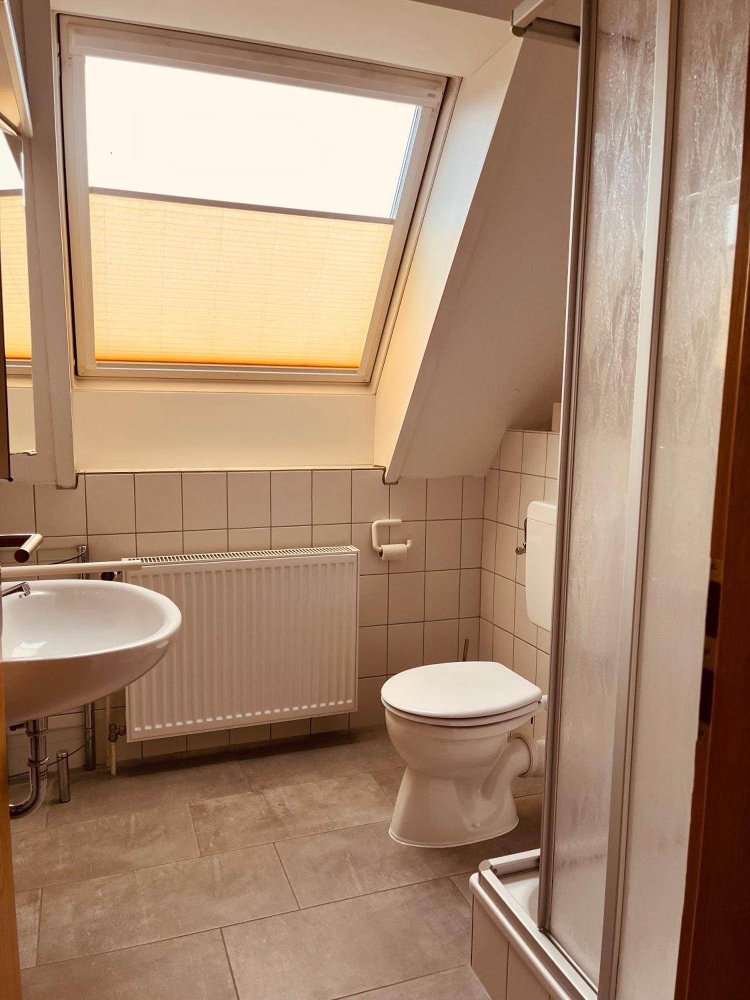 נורדייך Hotel Pension Garni Haus Am Strand 2 מראה חיצוני תמונה