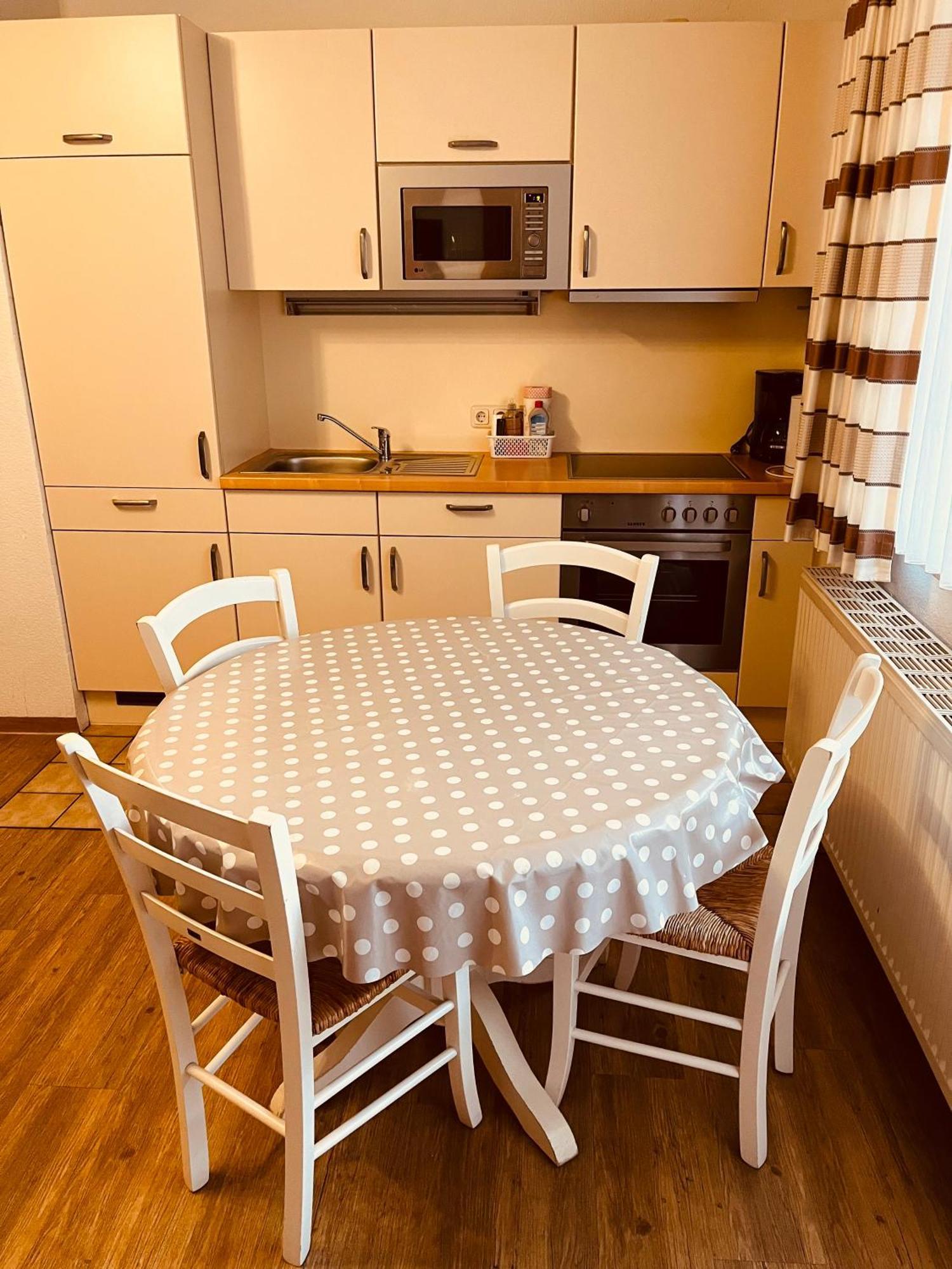 נורדייך Hotel Pension Garni Haus Am Strand 2 מראה חיצוני תמונה