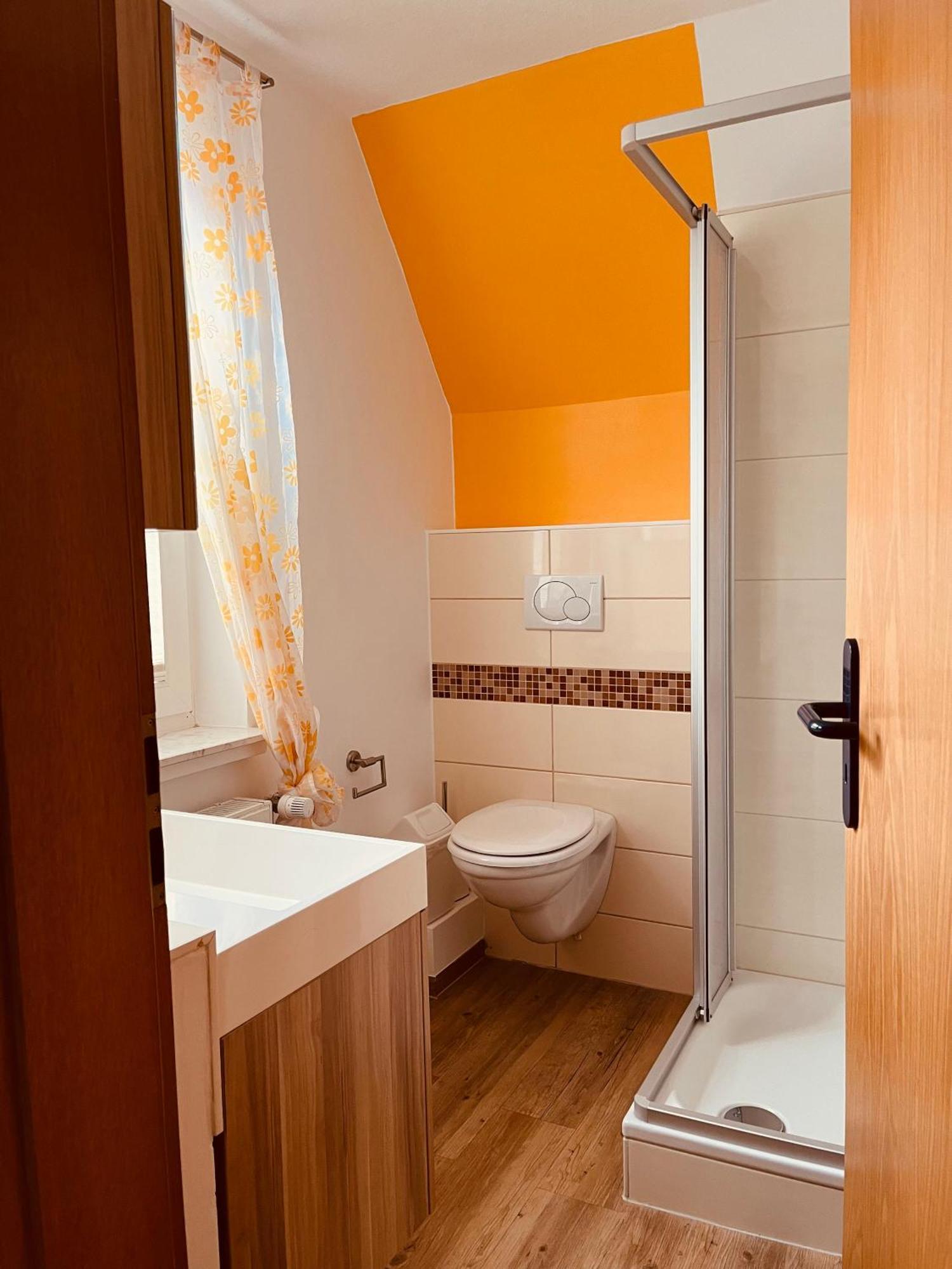 נורדייך Hotel Pension Garni Haus Am Strand 2 מראה חיצוני תמונה