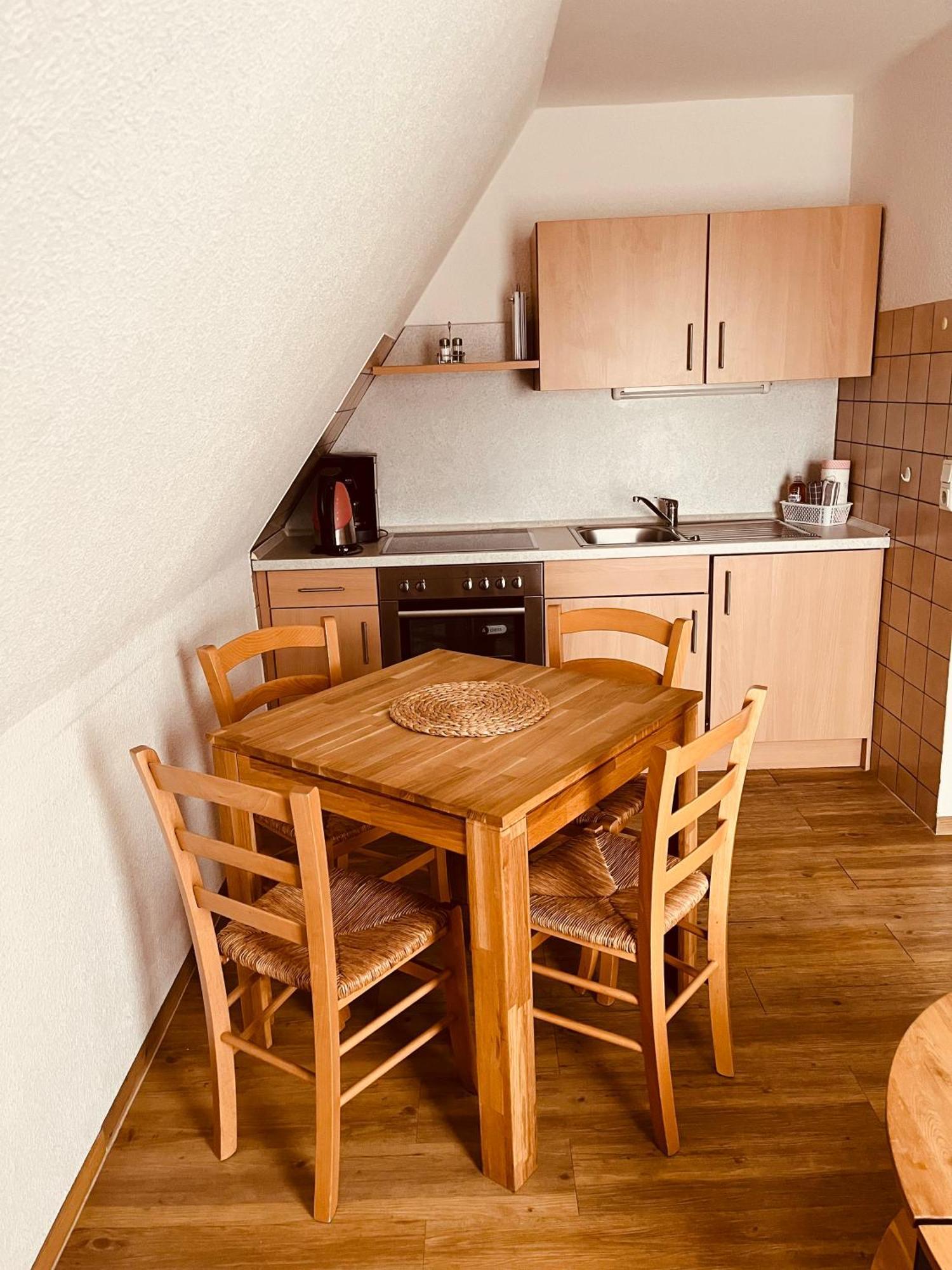 נורדייך Hotel Pension Garni Haus Am Strand 2 מראה חיצוני תמונה